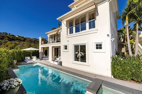 12 Tidal Surf, Newport Beach CA  92657-1905 exterior