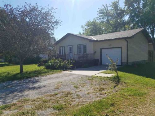 1225 Willard Ave, Genoa NE  68640-3062 exterior