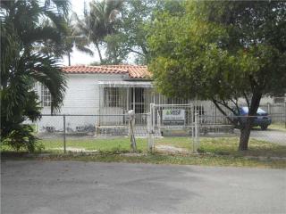 2040 14th St, Miami, FL 33125-2520