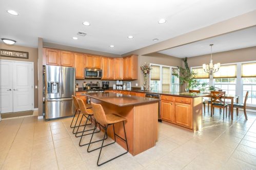 19 Pinehurst Dr, Mount Sinai NY  11766-3421 exterior