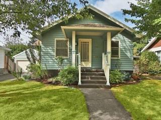 3335 56th Ave, Portland, OR 97206-2801