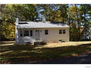 19 Madeline Dr, Ridgefield, CT 06877-2222