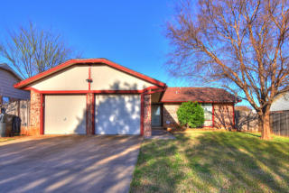 1105 Cottonwood Dr, Oklahoma City, OK 73160-8349