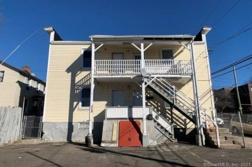 1 Bell St, Bridgeport, CT 06610-2715
