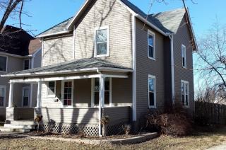 402 Ashland Ave, Indianola, IA 50125-2614