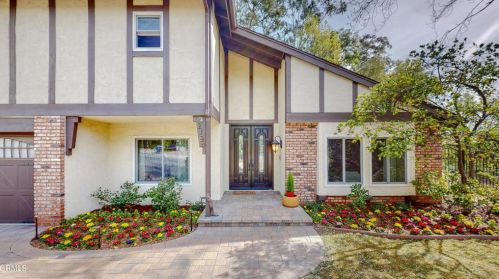 2124 Lenore Dr, Glendale, CA 91206-1143