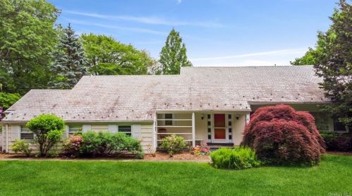16 Beverly Rd, Purchase, NY 10577-2208