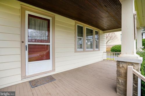 1121 Old Lancaster Pike, Hockessin DE  19707-9559 exterior