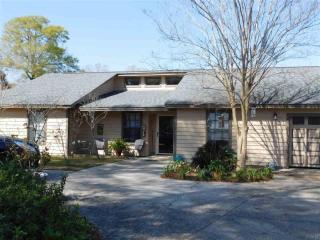 11534 Thousand Oaks Dr, Pensacola, FL 32514-9723