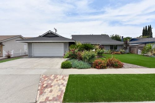 8396 Chopin Dr, Buena Park, CA 90621-3111