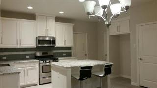 615 Alexandra Ave, Richardson TX  75081-4999 exterior