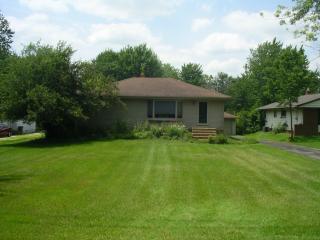 1238 Catherine Dr, Brunswick, OH 44212-2326