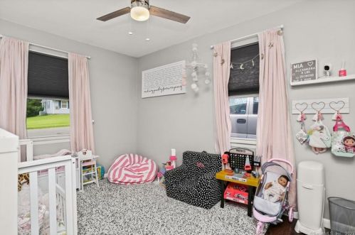 56 Windsong Ln, Milford CT  06460-5945 exterior