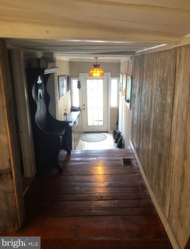 4069 Bullitt Rd, Upton, PA 17225-9745