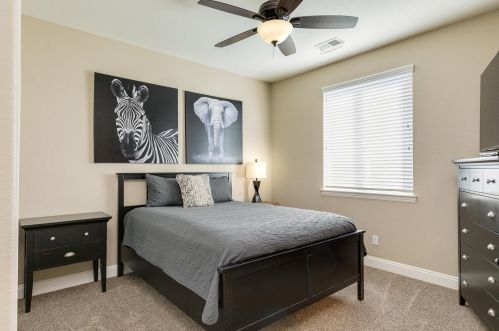 205 Tillman Ct, Folsom CA  95762-9571 exterior