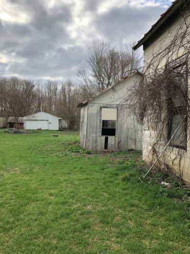 6980 Farmers Rd, Martinsville, OH 45146-9540