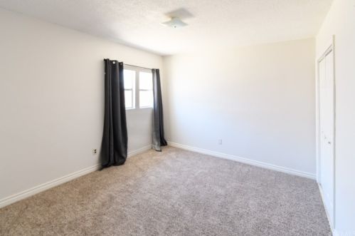 44853 5, Lancaster CA 93535-2640 exterior