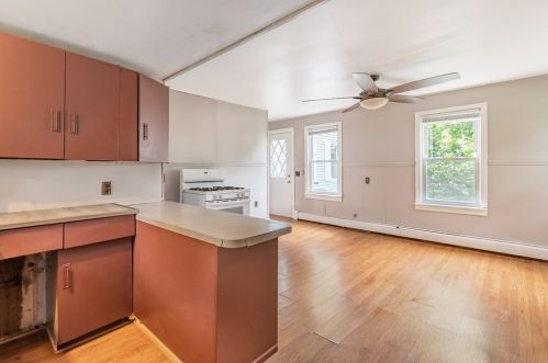 202 Ct St, Brockton MA 02302-4611 exterior