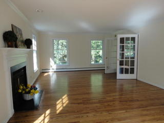 171 Proprietors Xing, New Canaan CT  06840-2047 exterior
