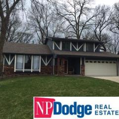 1014 Day Dr, Bellevue, NE 68005-4426