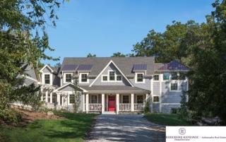 989 Southridge Dr, Louisville, NE 68037-7079