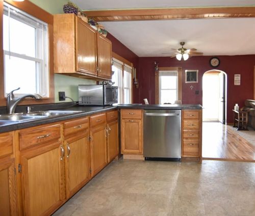 505 Limits Ave, Cameron, WI 54822-8600