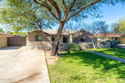 4220 16th Dr, Phoenix AZ  85015-4721 exterior