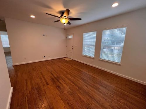 8608 Forest Hills Blvd, Dallas TX  75218-4023 exterior