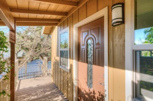 15 Woodcrest Dr, Oroville CA  95966-5518 exterior