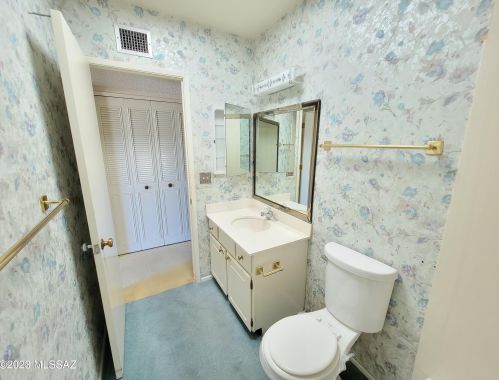 9008 Palms Park Dr, Tucson AZ  85715-5643 exterior