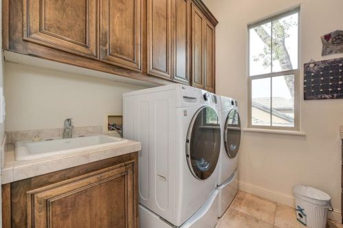 4283 Cordero Dr, Folsom CA  95762-7600 exterior