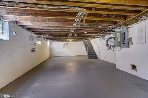 801 Morris Rd, Blue Bell PA  19422-1548 exterior