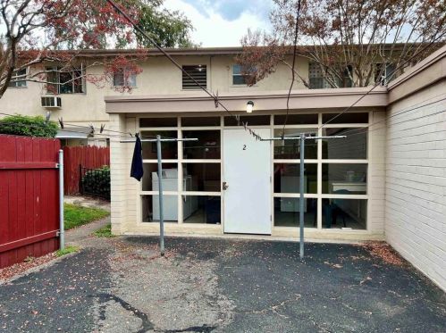163 Center St, Redlands CA  92373-8148 exterior