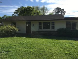 558 Capitol Parkway Ct, Montgomery AL  36107-1234 exterior