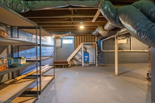 286 Germantown Rd, West Milford NJ  07480-2407 exterior