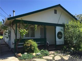 2034 Fogg Ave, Oroville, CA 95965-3418