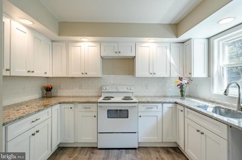 4956 Skippack Pike, Collegeville PA  19473-2049 exterior