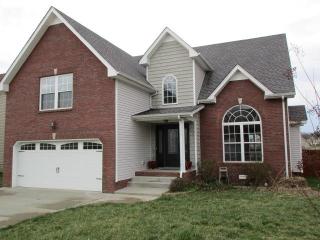 3376 Melissa Ln, Clarksville, TN 37042-6394