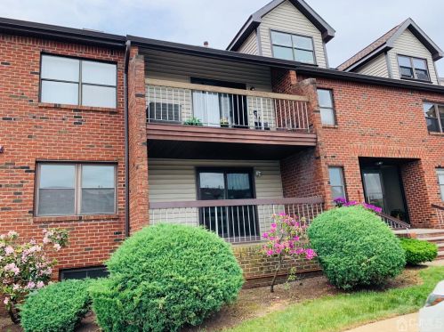 112 Beverly Hills Ter, Woodbridge, NJ 07095-4017