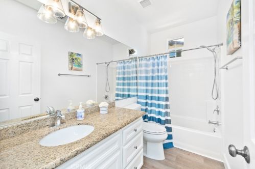 212 Coral Rose, Irvine CA  92603-0162 exterior