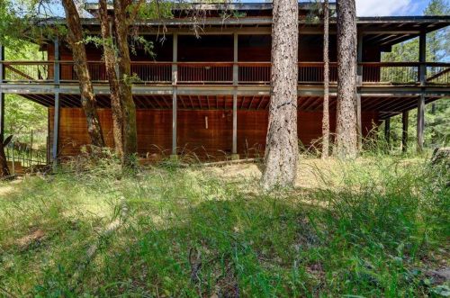 19121 Greenhorn Rd, Grass Valley CA  95945-8627 exterior