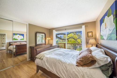 6499 Lone Pine Rd, Sebastopol CA  95472-5622 exterior