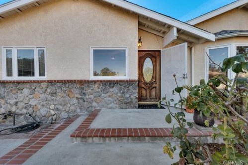 6229 Klump Ave, North Hollywood, CA 91606-4213