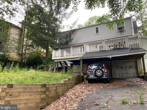 47 Upper Rainbow Trl, Parsippany, NJ 07834-3326