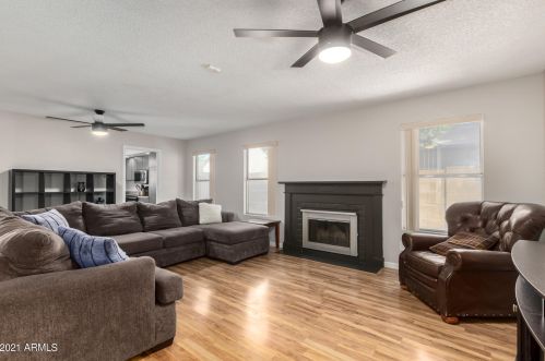 4408 Topeka Dr, Glendale, AZ 85308-5423