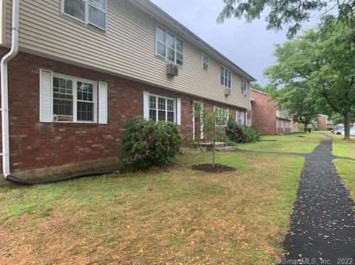 1079 Blue Hills Ave, Bloomfield, CT 06002-2741