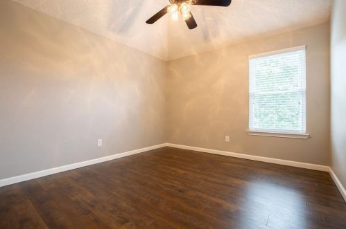 1519 Rustic Timbers Ln, Lewisville TX  75028-1432 exterior