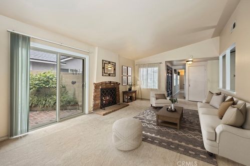 712 Brentwood Ave, Orange CA  92865-2123 exterior