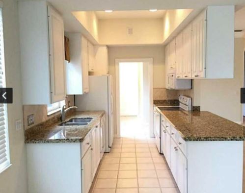 4689 Hammock Cir, Delray Beach FL  33445-5318 exterior