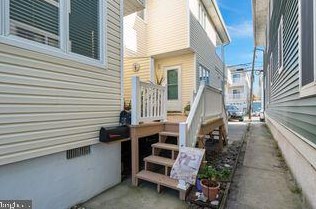 1219 West Ave, Ocean City, NJ 08226-3283